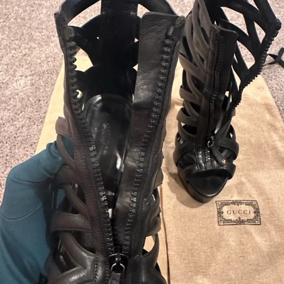PRE-LOVED GUCCI Women's Calfskin LIFFORD Cage Platform Sandals 6" Heels - Picture 13 of 15